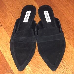 Steve Madden pointed flat mule-black suede